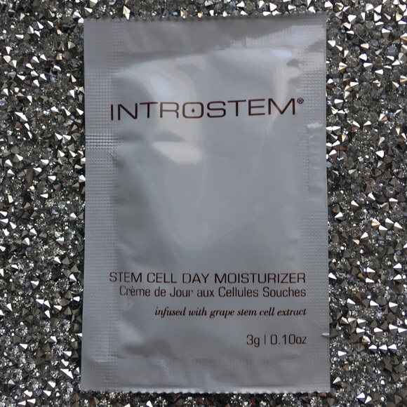 introstem stem cell day moisturizer